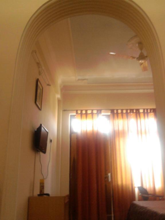 Sapphire Inn Bhimtal Exterior photo