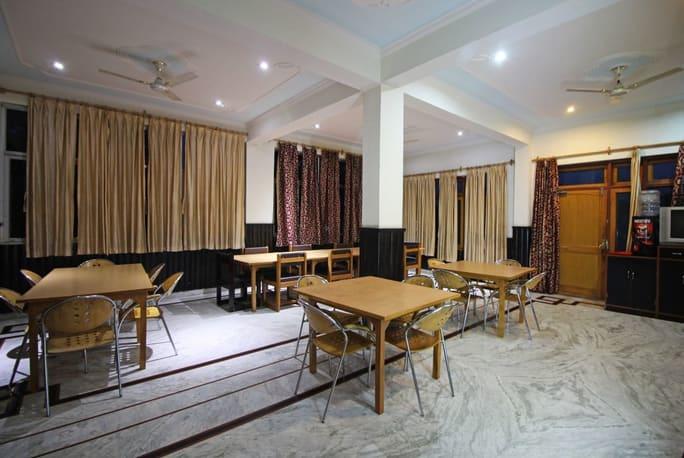 Sapphire Inn Bhimtal Exterior photo