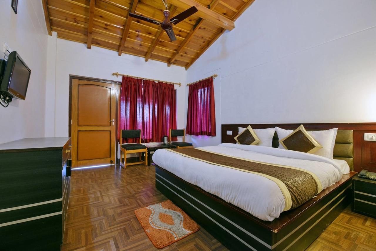 Sapphire Inn Bhimtal Exterior photo