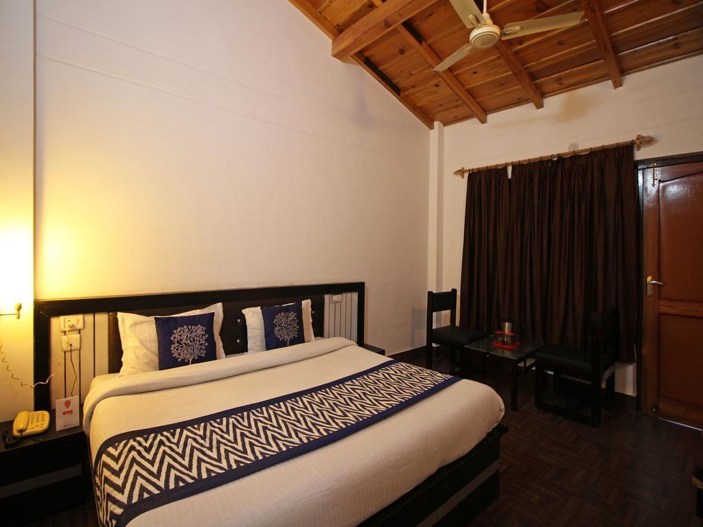 Sapphire Inn Bhimtal Exterior photo