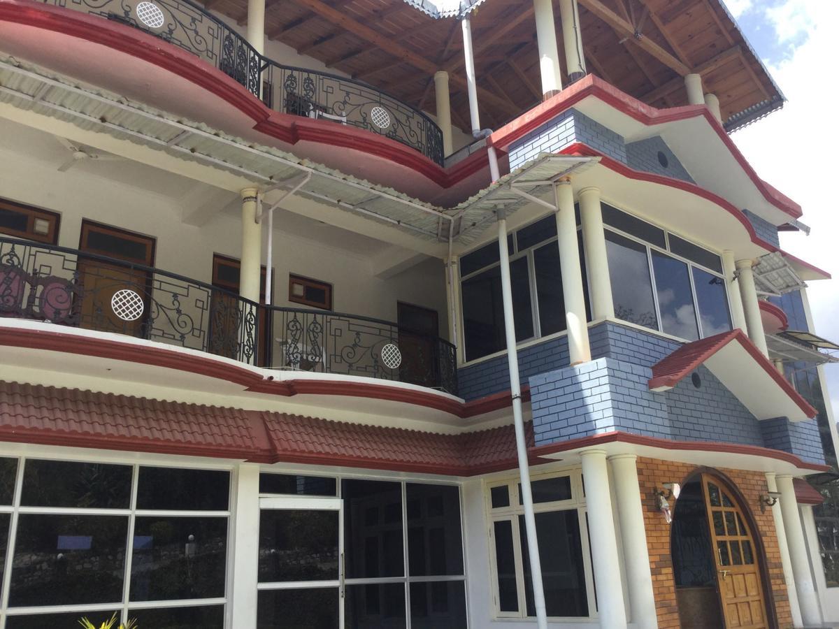 Sapphire Inn Bhimtal Exterior photo